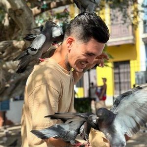 Meet your Posher, Rafael